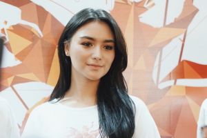 4 Gaya Citra Kirana dandan ala pengantin Jawa, cantiknya bikin meleleh