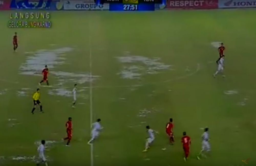 5 Momen saat lapangan di Indonesia berkualitas buruk