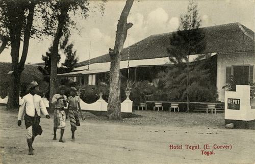 Foto jadul 8 hotel tahun 1900an dari berbagai kota di Indonesia