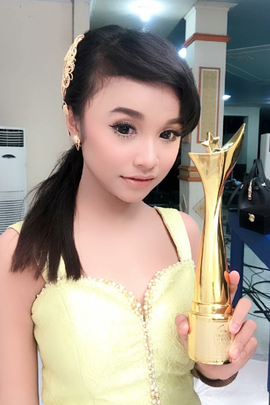 10 Potret Tasya Rosmala, artis dangdut baru pesaing Nella Kharisma