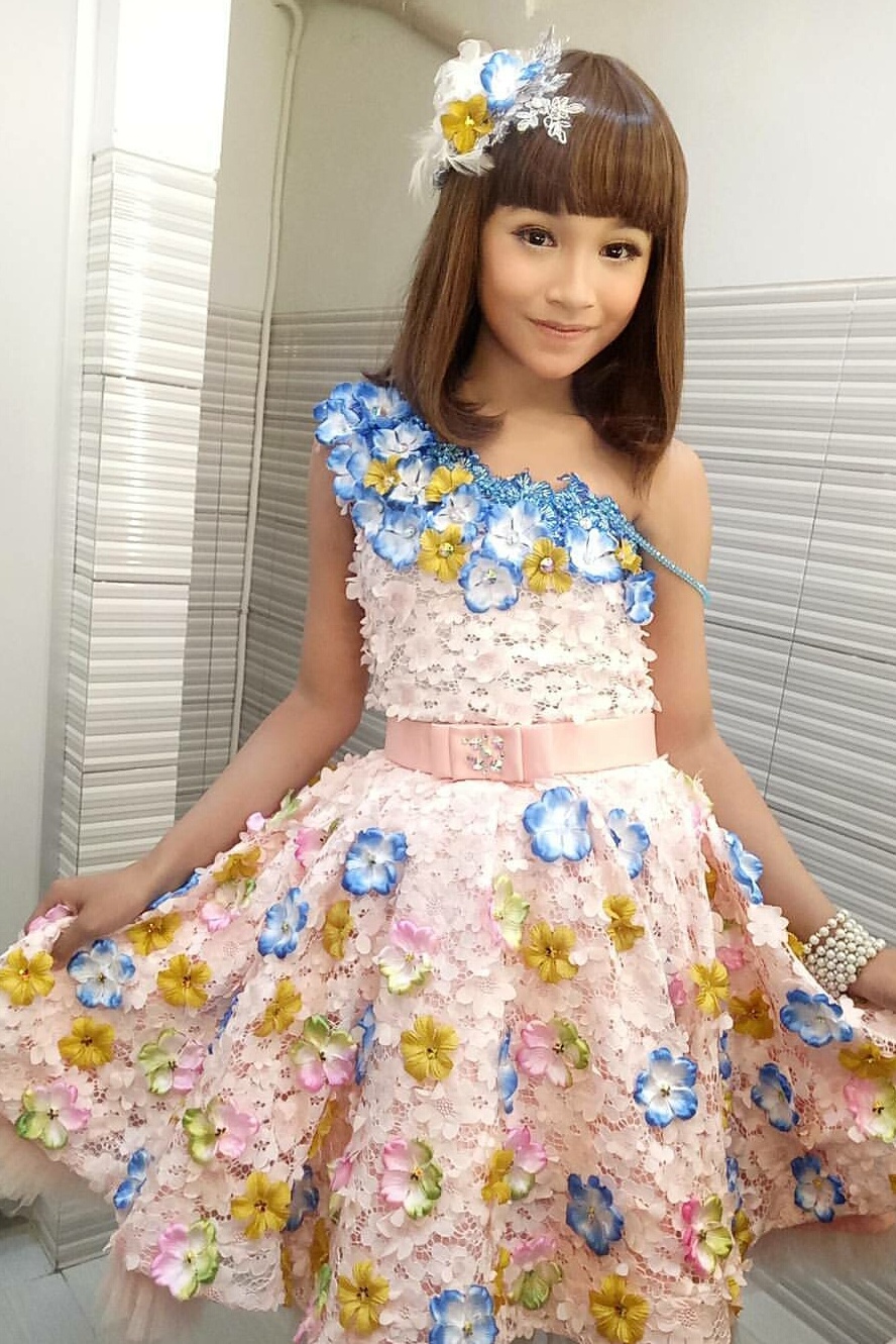 10 Potret Tasya Rosmala, artis dangdut baru pesaing Nella Kharisma