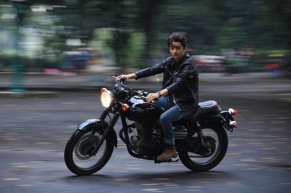 10 Gaya Bryan Domani, eks Super7 yang main di Siapa Takut Jatuh Cinta