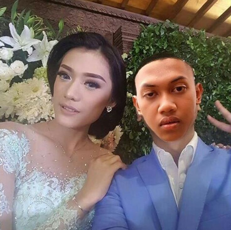 10 Foto editan lamaran Raditya Dika ini bikin tertawamu pecah