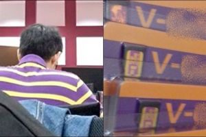 Kaus cowok ini bikin penampilannya bak memori card