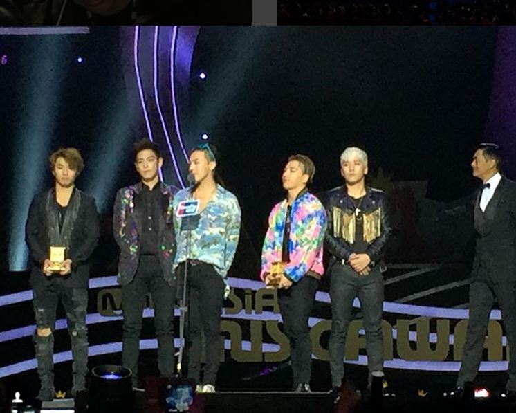 7 Foto bukti kedekatan Raline Shah dan Seungri Bigbang