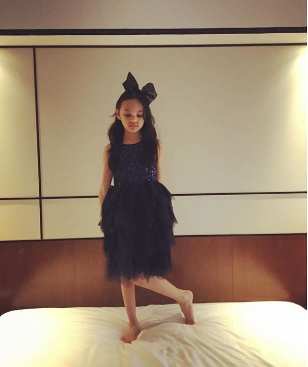 15 Gaya 3 saudara perempuan Shafa Harris, cantik semua