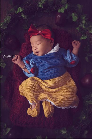 15 Foto pemotretan 'newborn' anak seleb ini bukti gedenya calon model