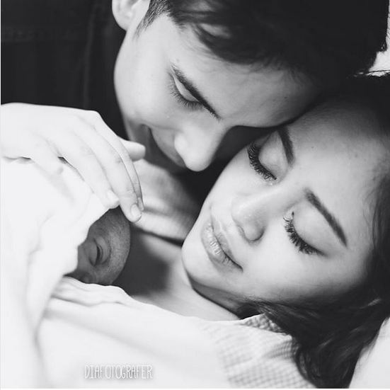 10 Potret haru persalinan Rachel Vennya, sang suami ikut menangis