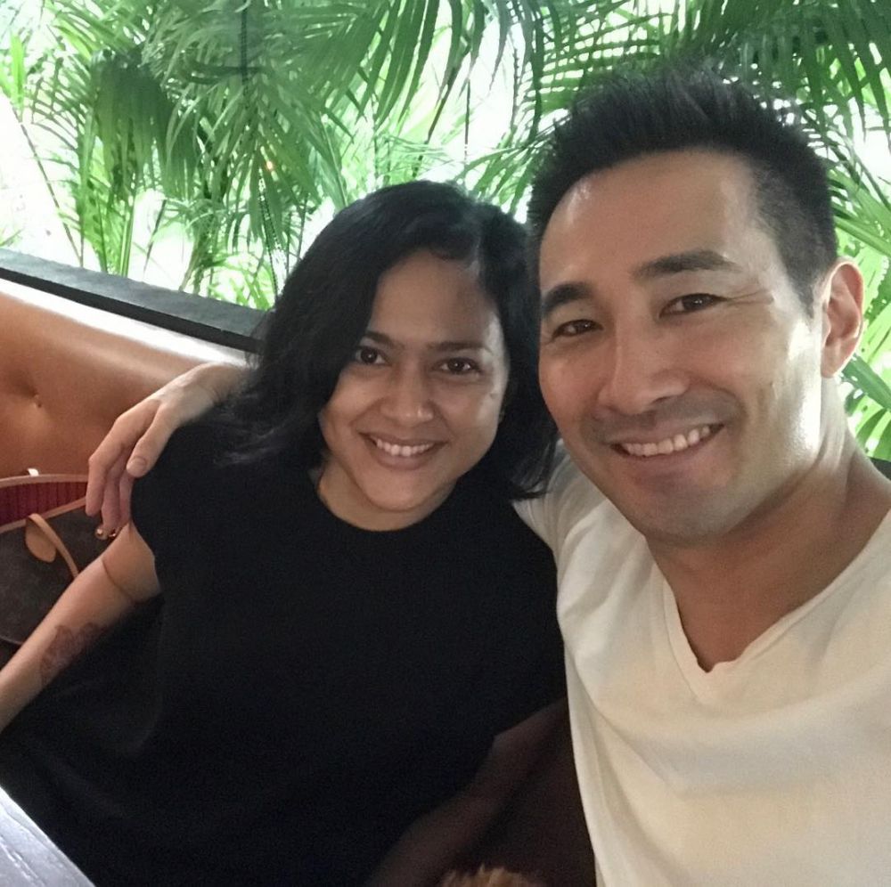 4 Seleb ini memilih menikah diam-diam di luar negeri, kenapa ya?