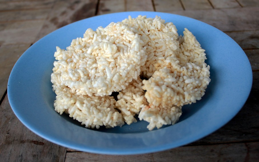 8 Makanan tradisional ini wajib ada di acara pernikahan Indonesia