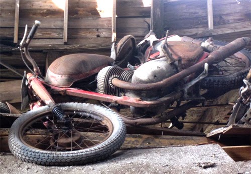 12 Foto sepeda motor tak terawat ini bikin senyum sambil ngelus dada