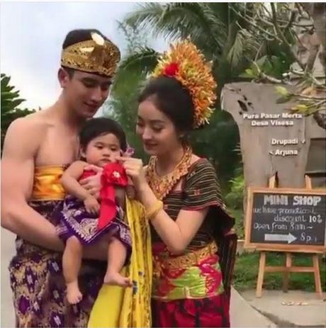 Potret imutnya 10 anak selebriti saat kenakan pakaian adat