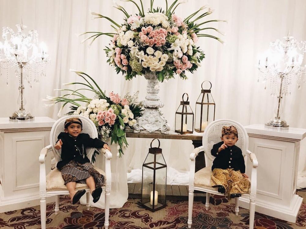 Gaya Jan Ethes dan Pancasakti di medsos, cucu presiden yang buat gemas