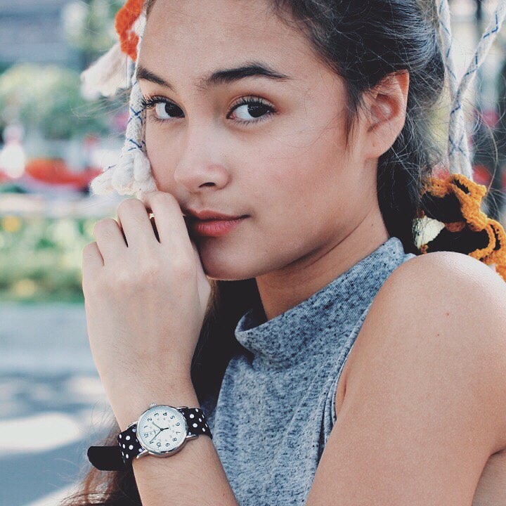 10 Potret Caitlin Halderman, pemeran utama Surat Cinta Untuk Starla