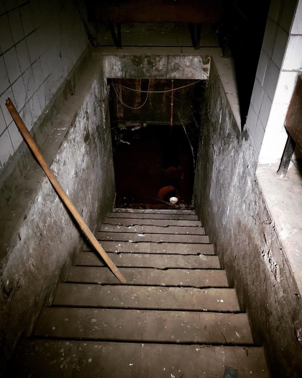 10 Postingan Sara Wijayanto tentang bangunan tua, bikin merinding