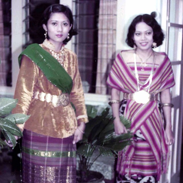 Foto langka 6 istri presiden Indonesia saat muda, cantik sedari dulu