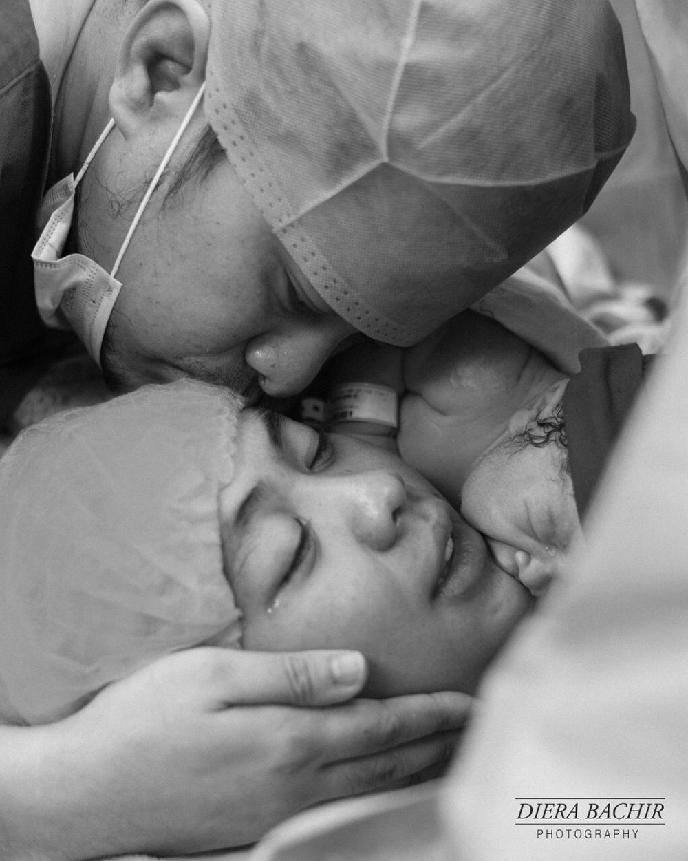 10 Foto anak ketiga Oki Setiana, cerita kelahirannya begitu menyentuh