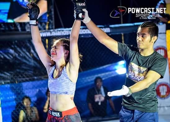 7 Potret Rome Trinidad, model cantik yang kini jadi pegulat MMA