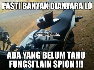 10 Meme di balik spion ini bikin senyum-senyum sendiri, kamu pernah? 