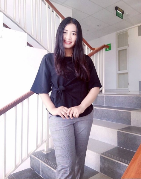 10 Pesona Mella Rossa, adik Via Vallen yang juga cantik menawan