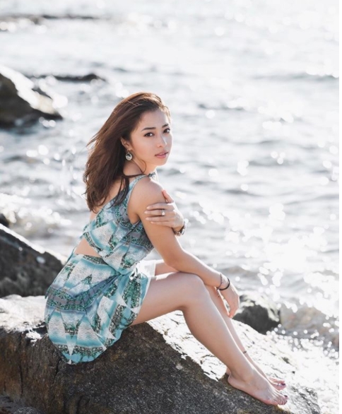 10 Momen Nikita Willy saat liburan di pantai, dari Bali sampai Yunani