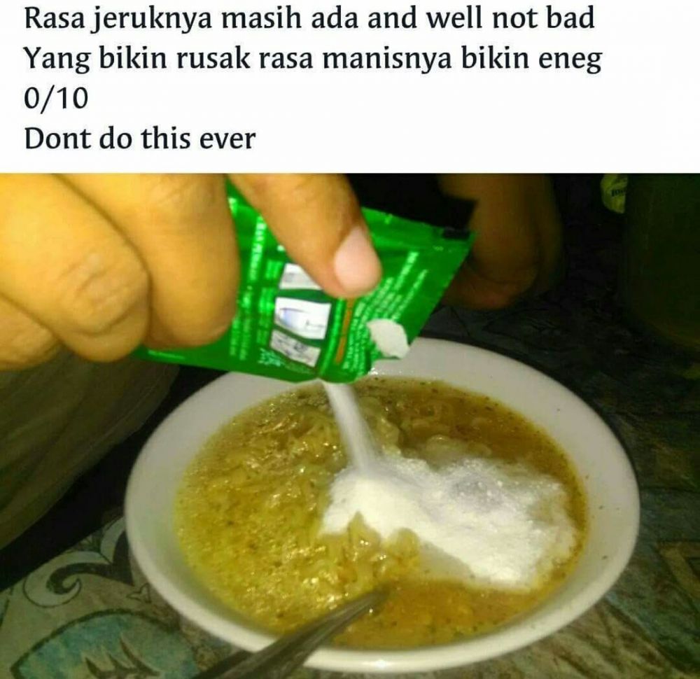 10 Kreasi mi instan ini gagal total, bikin nggak selera makan