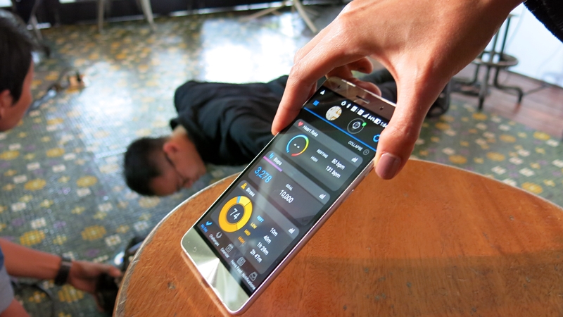 Nih jam tangan super canggih yang bisa bikin kamu bergaya hidup sehat