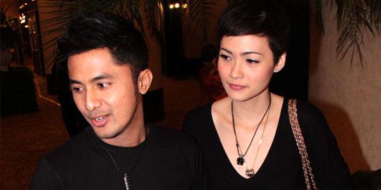 8 Pasangan seleb ini memiliki anak sebelum usia pernikahan 9 bulan