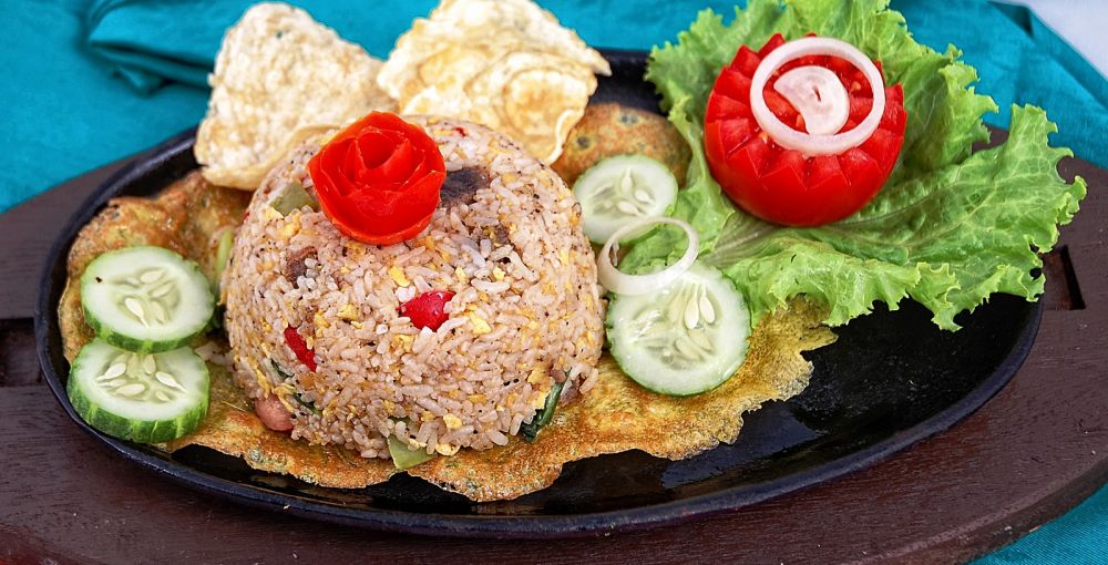 5 Makanan khas Indonesia ini disajikan di hotplate, lezatnya nambah!