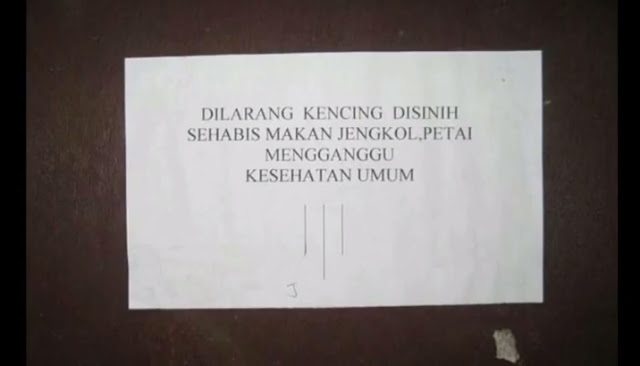 12 Peringatan di toilet ini kocaknya bikin lupa kalau lagi kebelet