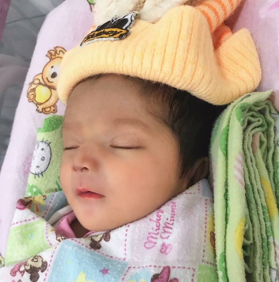 10 Potret Baby Arsya Dan Dokter Anton Yang Kegantengannya Bikin H