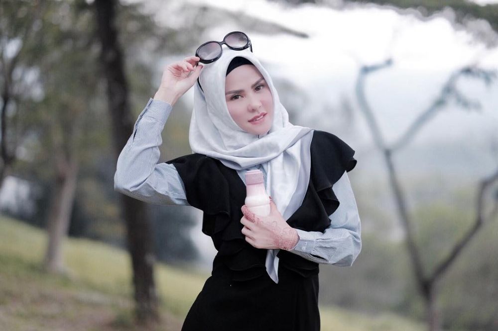 Dekat dengan Vicky Prasetyo, ini 10 gaya terkini Angel Lelga