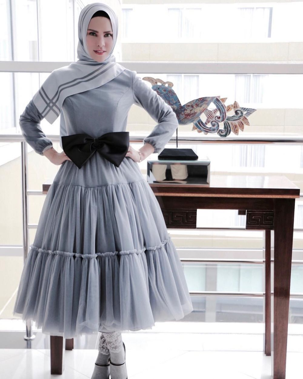 Dekat dengan Vicky Prasetyo, ini 10 gaya terkini Angel Lelga