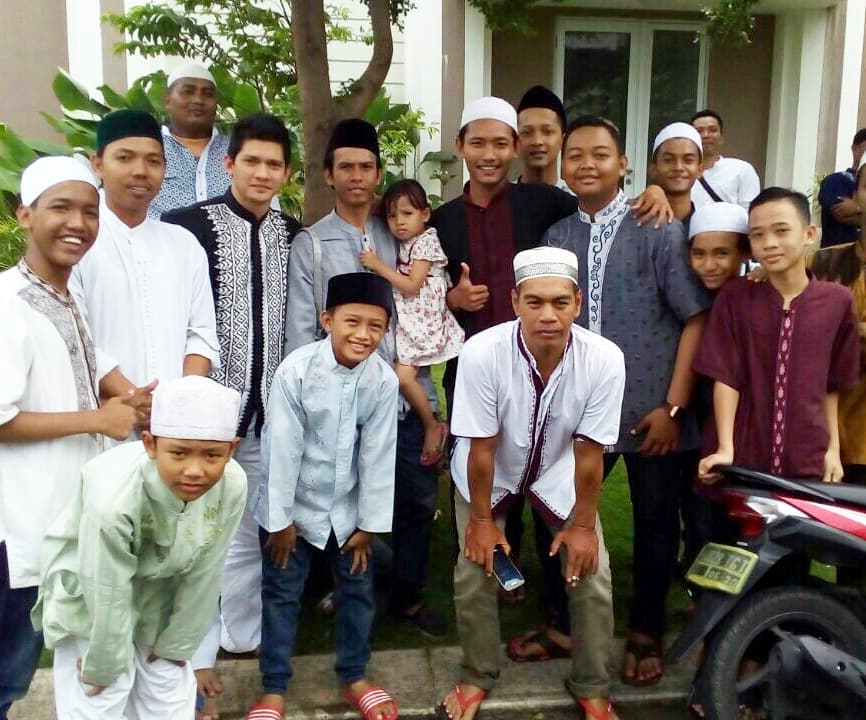 14 Potret tasyakuran 4 bulan kehamilan Audy Item, penuh lantunan doa