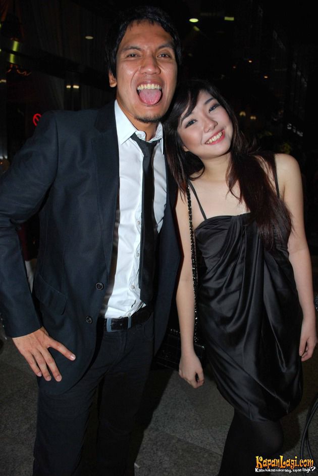 Beda keyakinan, kisah cinta 7 seleb ini akhirnya kandas