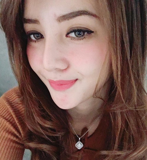 8 Potret seksi Sisca Regita, peserta Idol 2018 yang mirip Aura Kasih