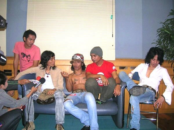 34 Tahun berkarya, begini 10 transformasi grup band Slank