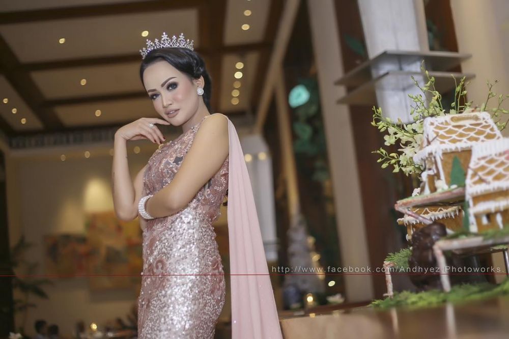 10 Potret cantik Sitta Kusuma, dosen yang bikin mahasiswa rajin kuliah