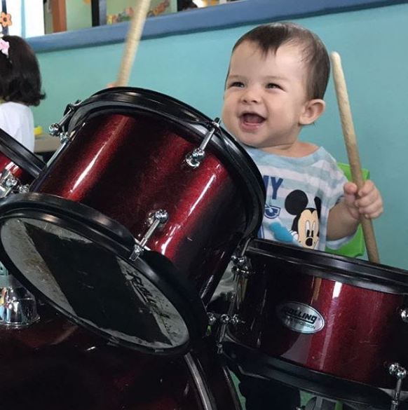 10 Potret Arkana, anak Risty Tagor dan Stuart Collin yang imut banget