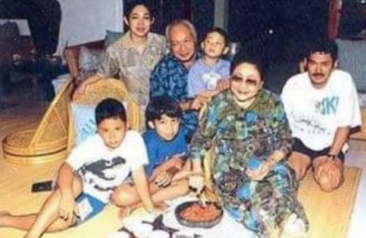 Momen akrab 5 presiden Indonesia saat bersama cucu, harmonis banget