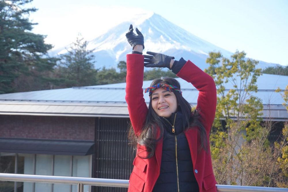Sedang di ambang cerai, Gracia Indri asyik traveling ke luar negeri
