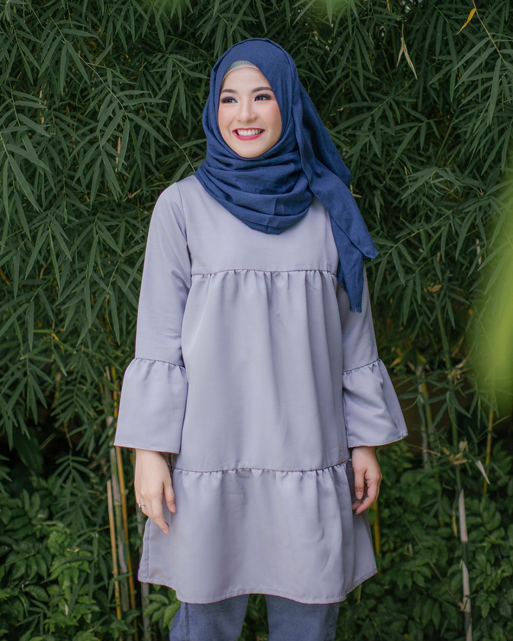 10 Gaya berhijab Natasha Rizki, modis dan menawan