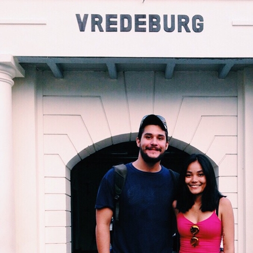 10 Potret mesra Wulan Russell & suami, cewek yang nantangin Ria Ricis