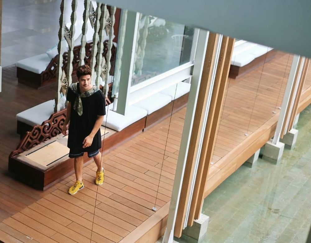 7 Gaya Ammar Zoni usai bebas dari narkoba, makin ganteng & berisi