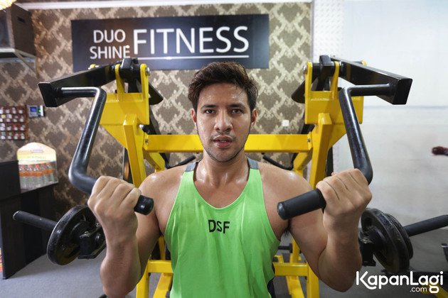 7 Gaya Ammar Zoni usai bebas dari narkoba, makin ganteng & berisi