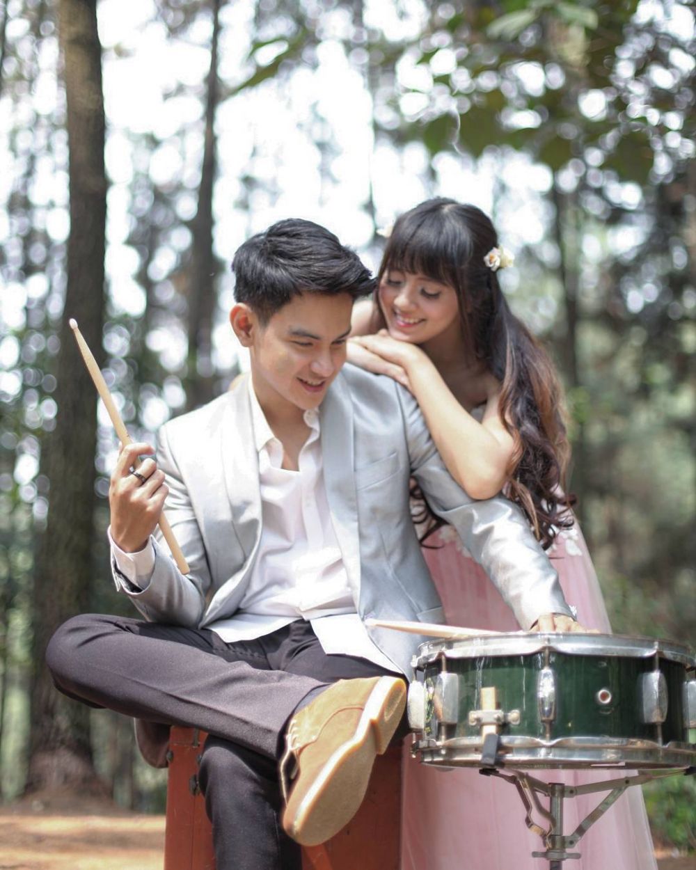 10 Gaya Aditya Suryo, adik Chand Kelvin yang sekarang jadi hot papa 