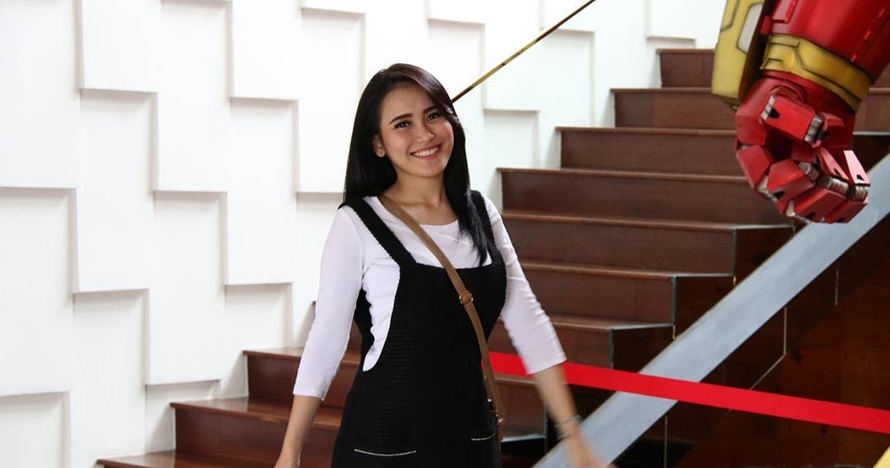 Ayu Ting Ting disebut mirip artis Korea karena gaya rambut barunya