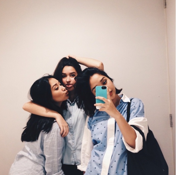 Intip 5 kedekatan trio putri Titi DJ yang selalu akrab meski beda ayah