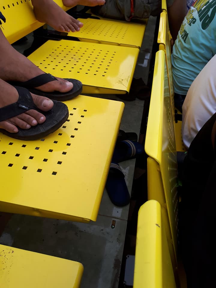 8 Foto kursi Stadion Citarum yang jadi sorotan, bikin gagal paham!