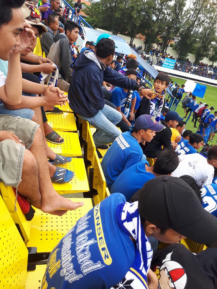 8 Foto kursi Stadion Citarum yang jadi sorotan, bikin gagal paham!